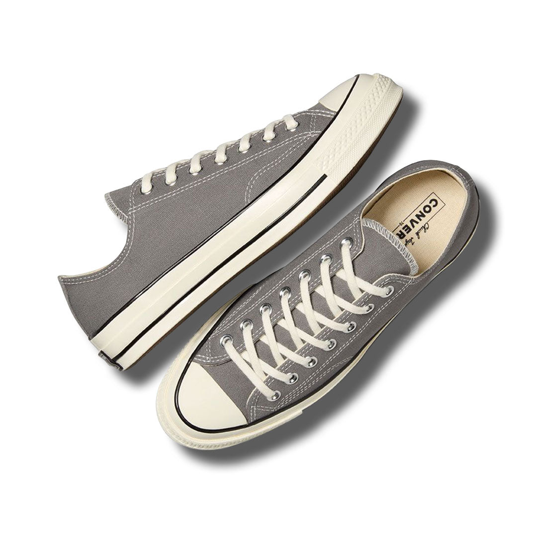 Grey low top converse online