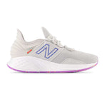 New Balance - Chaussures Fresh Foam V1 pour femmes (large) (WROAVCG1) 