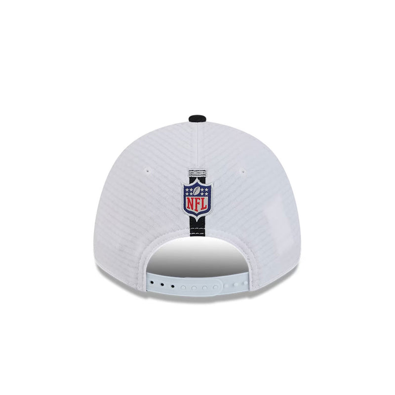 New Era - Casquette snapback 9FORTY du camp d'entraînement NFL des Las Vegas Raiders (60507631)