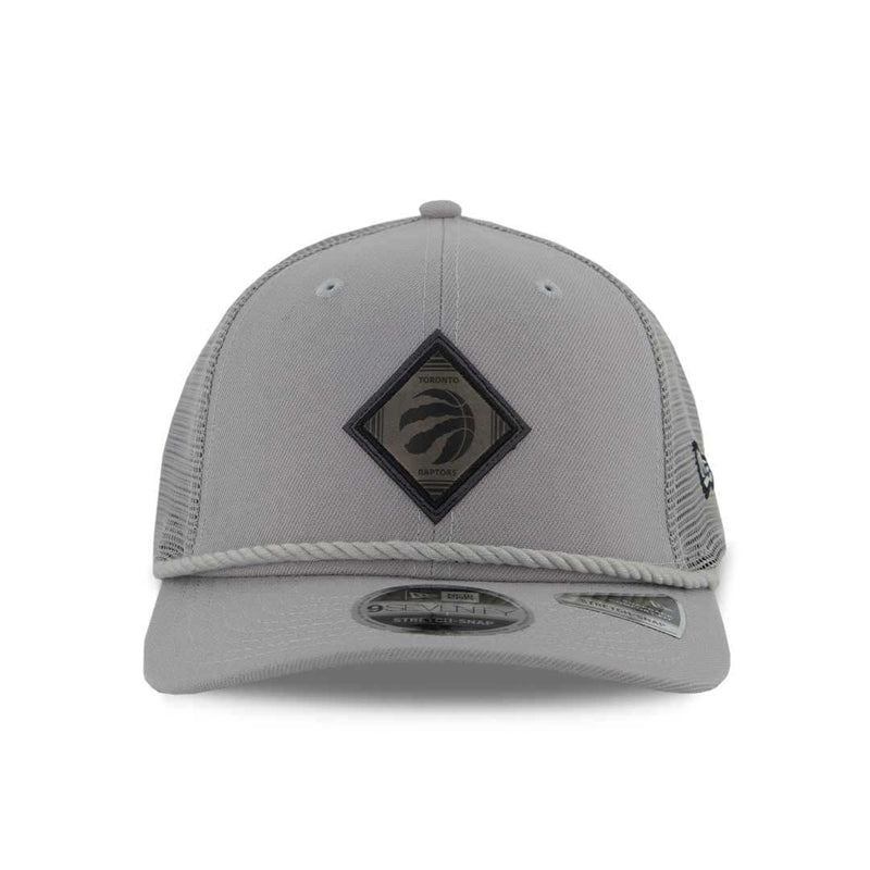 New Era - Toronto Raptors 9SEVENTY Leather Logo Stretch Snap Cap (60533177)