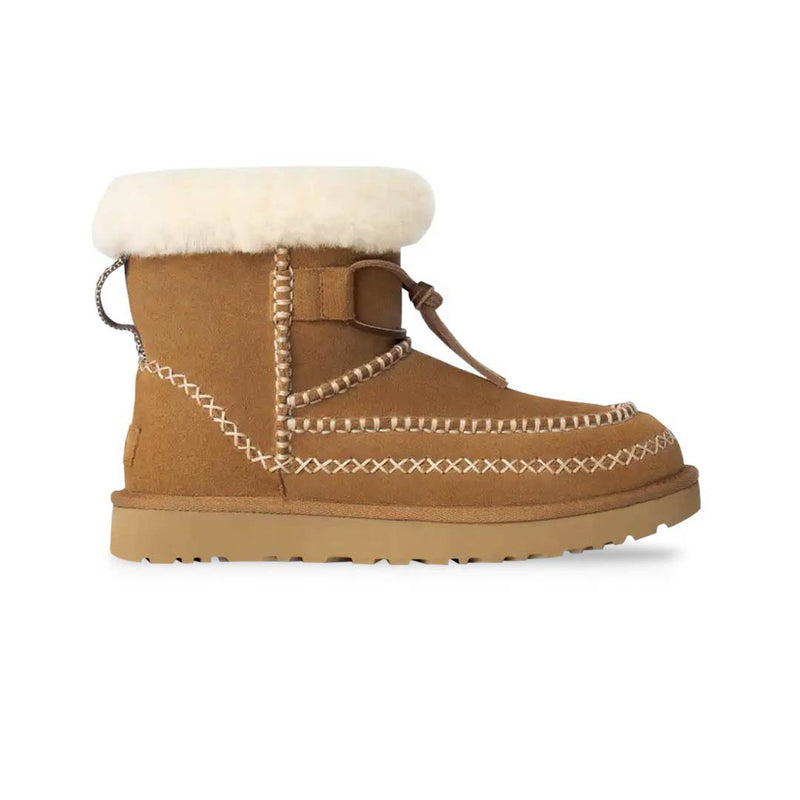 UGG® - Bottes Alpines Classic Mini pour femme (1158251-CHE)