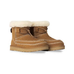 UGG® - Bottes Alpines Classic Mini pour femme (1158251-CHE)