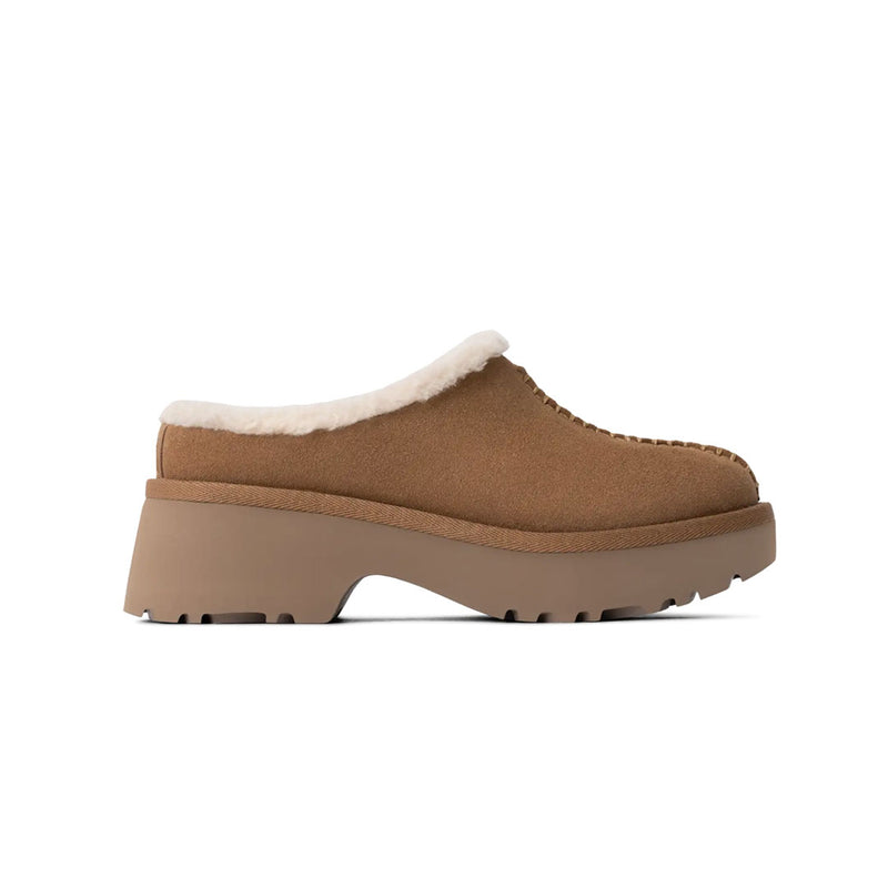 UGG® - Women's New Heights Cozy Clogs (1162510-CHE)