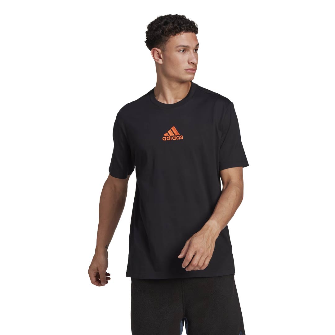 Adidas yard look t shirt online