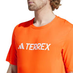 adidas - T-shirt à manches courtes Terrex MT Log Tech pour homme (IY9427)