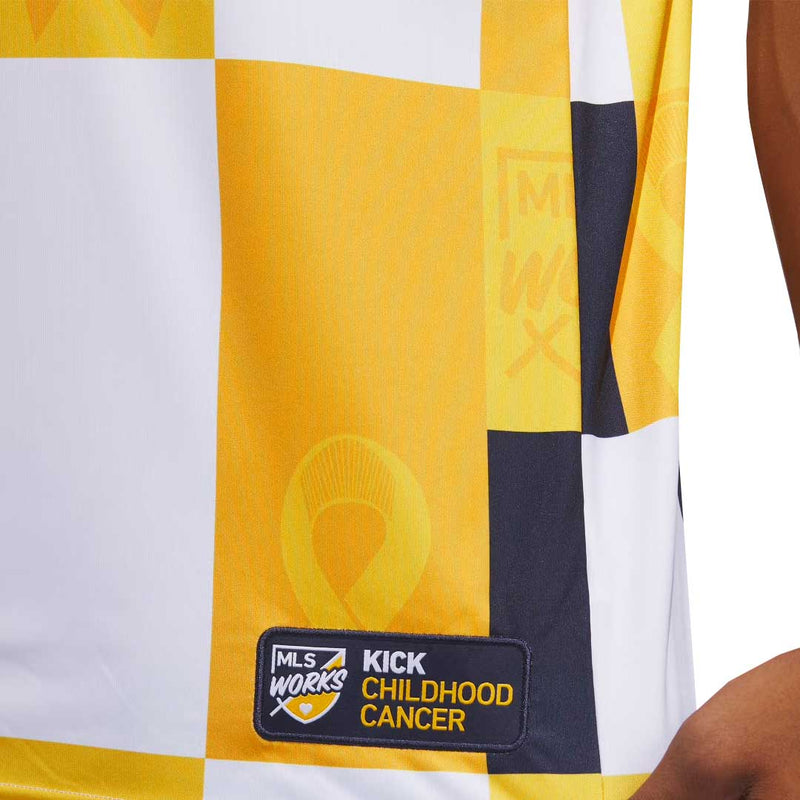 adidas - Maillot d'avant-match Vancouver Whitecaps FC Kick Childhood Cancer pour hommes (HT7800) 