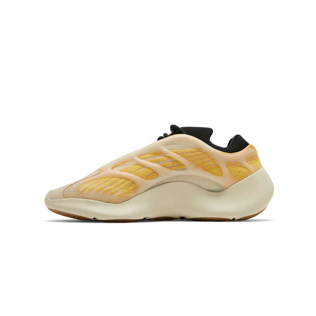 adidas - Unisex Yeezy 700 V3 Shoes (HP5425)