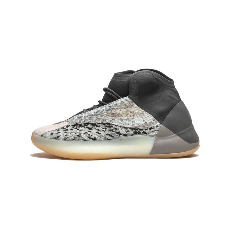 adidas - Unisex Yeezy Quantum Basketball Shoes (GY7926)