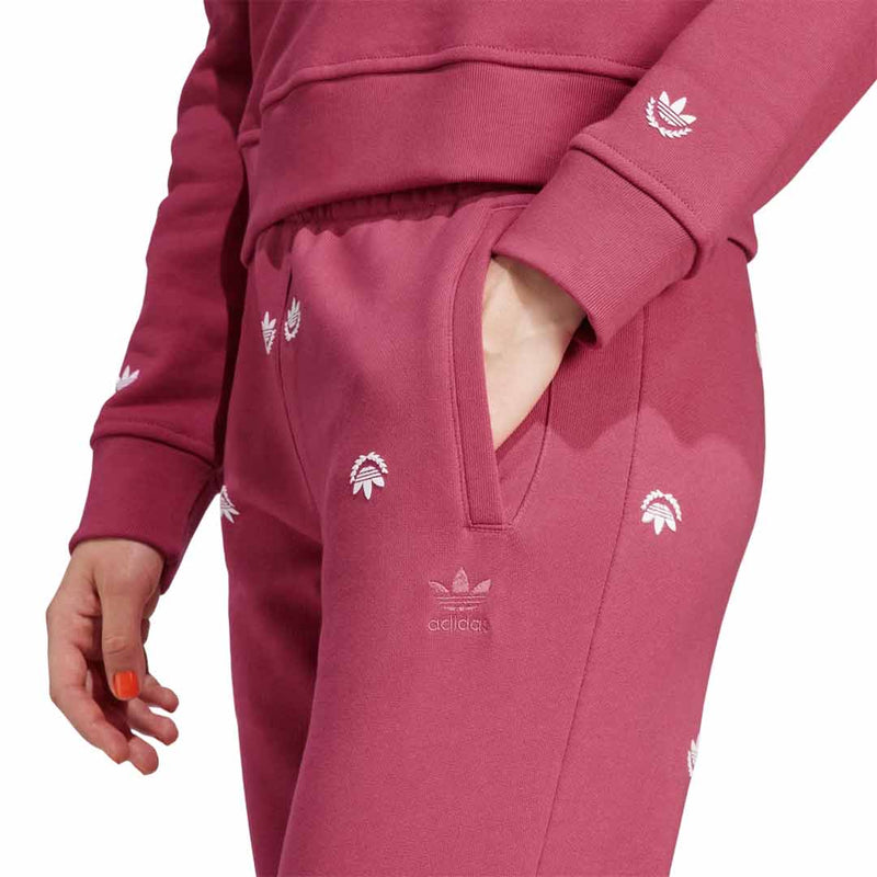 adidas - Women's Allover Mini Crest Logo Sweatpant (IJ8299)