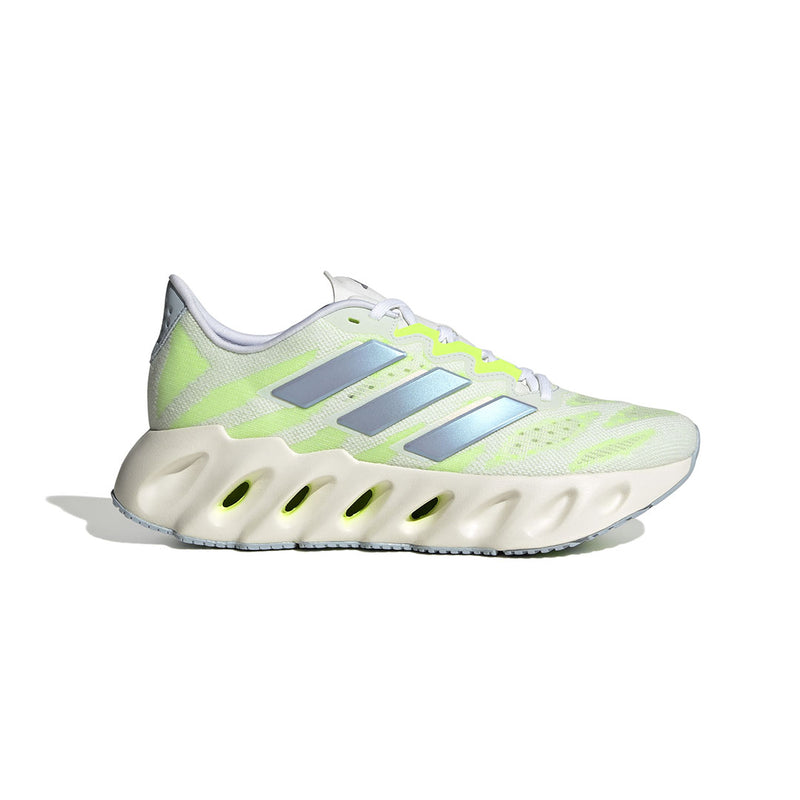 adidas - Chaussures Switch FWD pour femmes (FZ5685) 