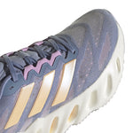 adidas - Chaussures Switch FWD pour femmes (ID1790) 