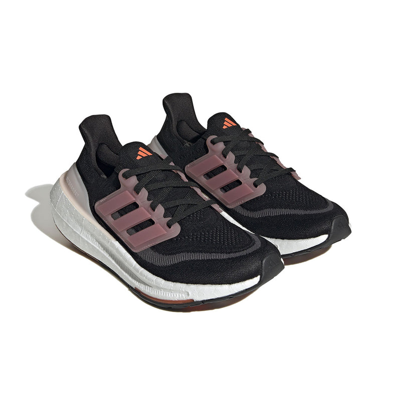 adidas - Chaussures Ultraboost Light pour femmes (HQ6349) 