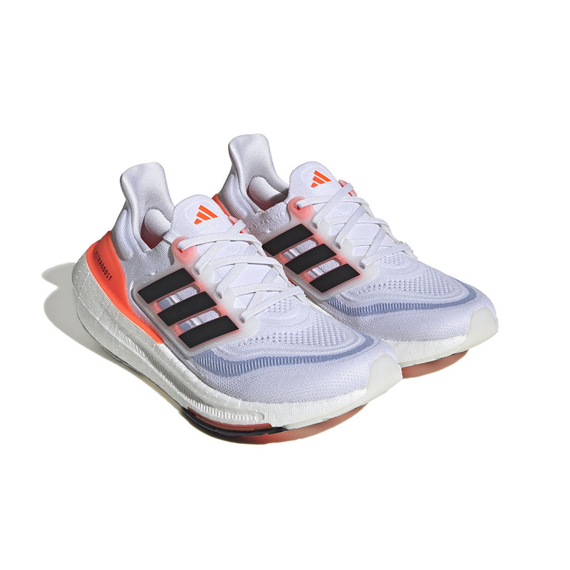 adidas - Chaussures Ultraboost Light pour femmes (HQ6353) 