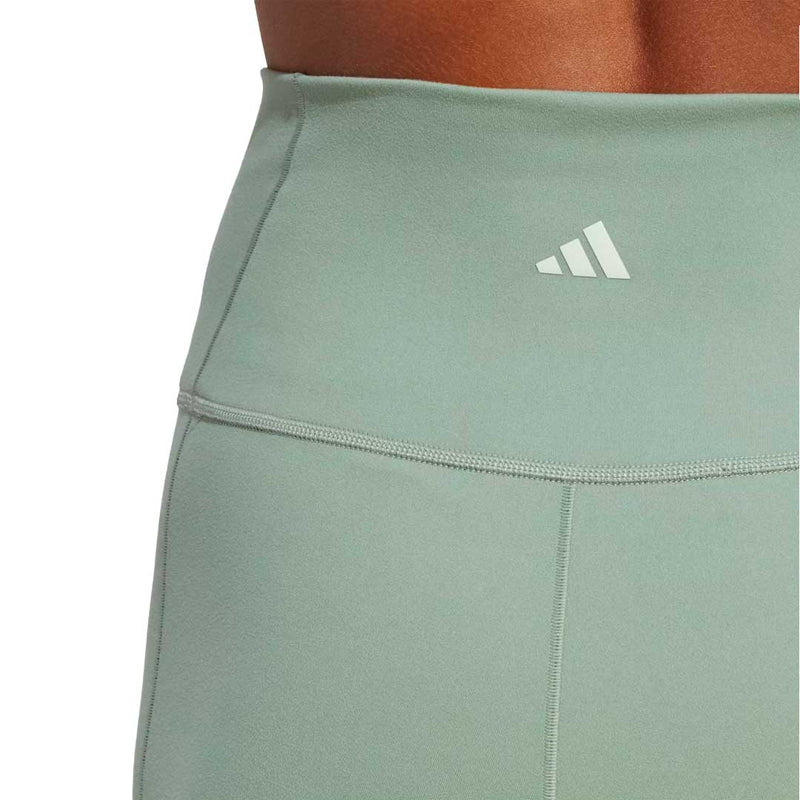 adidas - Women's Yoga Studio 5 Inch Shorts (HR5433)