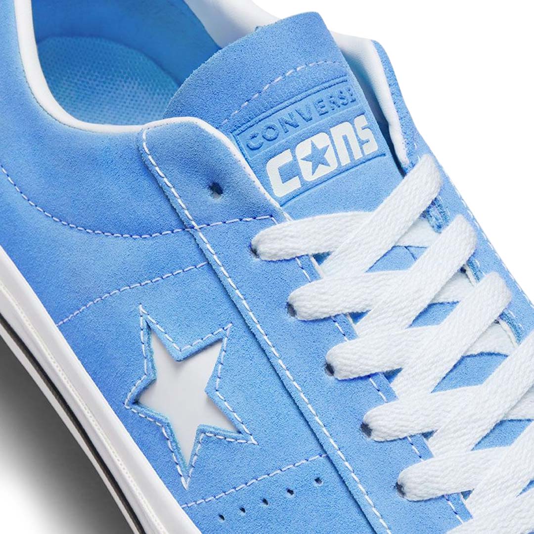 Light blue suede converse on sale